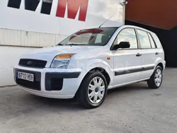 Blanco Usado 2011 Ford Fusion Berlina | 4500 € (Precio justo)