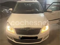 Blanco Usado 2012 Skoda Fabia Ambition Berlina | 5500 € (Precio justo)