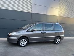 Gris / plata Usado 2012 Peugeot 807 Active Monovolumen | 6990 € (Precio justo)