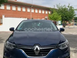 Azul Usado 2017 Renault Mégane IV Berlina | 8900 € (Super precio)