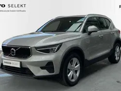 Plateado Usado 2024 Volvo XC40 Core SUV | 33.500 € (Super precio)