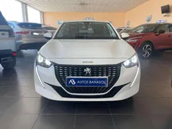 Blanco Usado 2021 Peugeot 208 Active Utilitario | 14.900 € (Un poco caro)