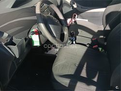 Blanco Usado 2009 Toyota Yaris Berlina | 4800 € (Precio justo)