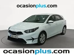 Blanco Usado 2023 Kia Ceed Monovolumen | 16.810 € (Super precio)