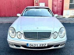 Gris / plata Usado 2004 Mercedes E220 Avantgarde Berlina | 4495 € (Precio justo)