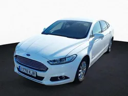 Blanco Usado 2018 Ford Mondeo Titanium Berlina | 16.700 € (Precio justo)