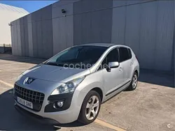 Gris / plata Usado 2009 Peugeot 3008 Premium Berlina | 5990 € (Precio justo)
