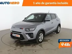Gris Usado 2024 Ssangyong Tivoli SUV | 18.099 €