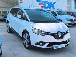 Blanco Usado 2017 Renault Grand Scénic IV Zen Monovolumen | 15.900 € (Caro)