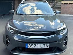 Gris / plata Usado 2021 Kia Stonic SUV | 16.000 € (Precio justo)