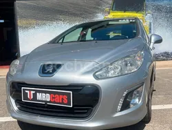 Gris / plata Usado 2013 Peugeot 308 Active Familiar | 7400 € (Buen precio)