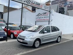 Gris / plata Usado 2011 Citroën Xsara Picasso Exclusive Monovolumen | 3900 € (Precio justo)