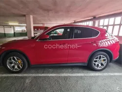 Rojo Usado 2019 Alfa Romeo Stelvio Executive SUV | 35.000 €