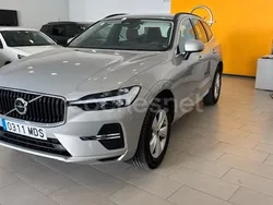 Gris / plata Usado 2023 Volvo XC60 Core SUV | 32.700 € (Super precio)