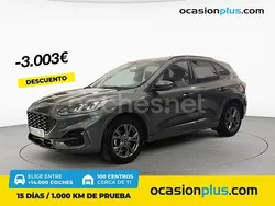 Gris / plata Usado 2022 Ford Kuga ST-Line SUV | 17.490 € (Buen precio)