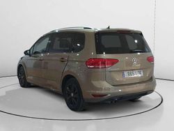 Beige Usado 2019 VW Touran Advance Monovolumen | 19.590 € (Precio justo)