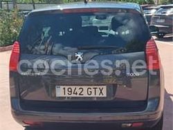 Gris / plata Usado 2010 Peugeot 5008 Sport Monovolumen | 5990 € (Buen precio)