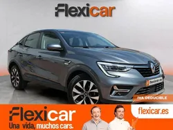 Gris / plata Usado 2023 Renault Arkana Evolution SUV | 20.990 € (Buen precio)