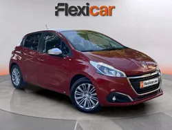 Rojo Usado 2017 Peugeot 208 Style Utilitario | 7990 € (Precio justo)
