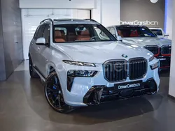 Gris / plata Usado 2025 BMW X7 Comfort Edition SUV | 130.900 €