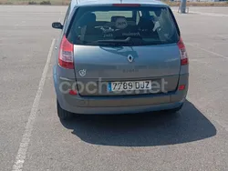 Azul Usado 2005 Renault Scénic II Dynamique Monovolumen | 2499 € (Precio justo)