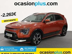 Naranja Usado 2023 Kia Niro SUV | 22.637 €