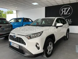 Blanco Usado 2020 Toyota RAV4 Hybrid Business Edition SUV | 24.900 € (Buen precio)