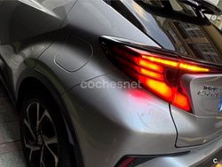 Gris / plata Usado 2021 Toyota C-HR Advance SUV | 23.999 € (Precio justo)