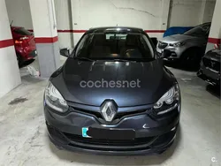 Gris / plata Usado 2014 Renault Mégane III LIMITED Berlina | 8900 € (Precio justo)