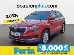 Rojo Usado 2024 Skoda Karoq Selection SUV | 27.650 € (Precio justo)