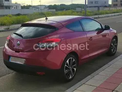 Rojo Usado 2015 Renault Mégane III Bose Edition Coupe | 6299 € (Precio justo)