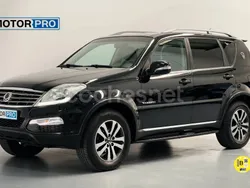Negro Usado 2014 Ssangyong Rexton Limited SUV | 13.990 €