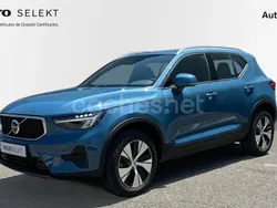 Azul Nuevo 2025 Volvo XC40 Core SUV | 38.600 € (Precio justo)