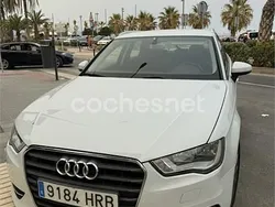 Blanco Usado 2013 Audi A3 Sportback Attraction Berlina | 12.950 € (Caro)
