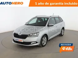 Gris / plata Usado 2021 Skoda Fabia Ambition Familiar | 11.699 € (Precio justo)