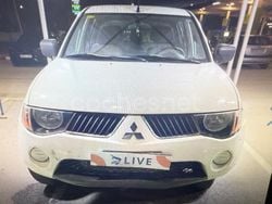 Blanco Usado 2010 Mitsubishi L200 Intense Recogida | 10.800 €
