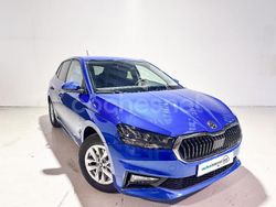 Azul Usado 2025 Skoda Fabia Selection Utilitario | 20.900 € (Precio justo)