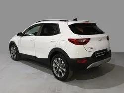 Otro Usado 2024 Kia Stonic Style SUV | 22.400 € (Caro)