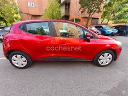 Rojo Usado 2013 Renault Clio IV Expression Berlina | 7850 € (Un poco caro)