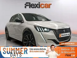 Blanco Usado 2023 Peugeot 208 GT Utilitario | 16.790 € (Precio justo)