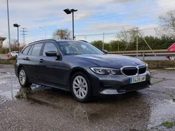Gris Usado 2021 BMW 318 Familiar | 25.990 € (Buen precio)