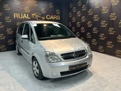 Gris / plata Usado 2004 Opel Meriva Enjoy Monovolumen | 4500 € (Caro)