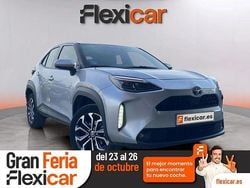 Gris Usado 2024 Toyota Yaris Hybrid Active | 26.490 € (Caro)