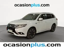 Blanco Usado 2017 Mitsubishi Outlander P-HEV SUV | 17.390 € (Precio justo)