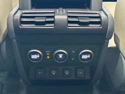 Beige Usado 2021 Land Rover Defender SE SUV | 69.900 € (Caro)