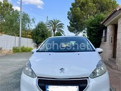 Blanco Usado 2012 Peugeot 208 Business-Line Utilitario | 5500 € (Precio justo)