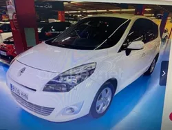 Blanco Usado 2012 Renault Grand Scénic III Dynamique Monovolumen | 7999 € (Precio justo)