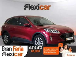 Burdeos Usado 2023 Ford Kuga Titanium SUV | 19.490 € (Buen precio)
