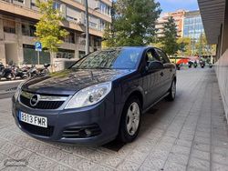 Azul Usado 2007 Opel Vectra Cosmo Berlina | 5500 € (Caro)