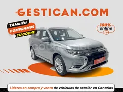Gris / plata Usado 2022 Mitsubishi Outlander P-HEV SUV | 24.990 € (Precio justo)